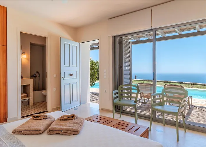 Oliva - Majestic Views