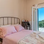 Oliva - Majestic Views
