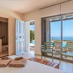 Oliva - Majestic Views